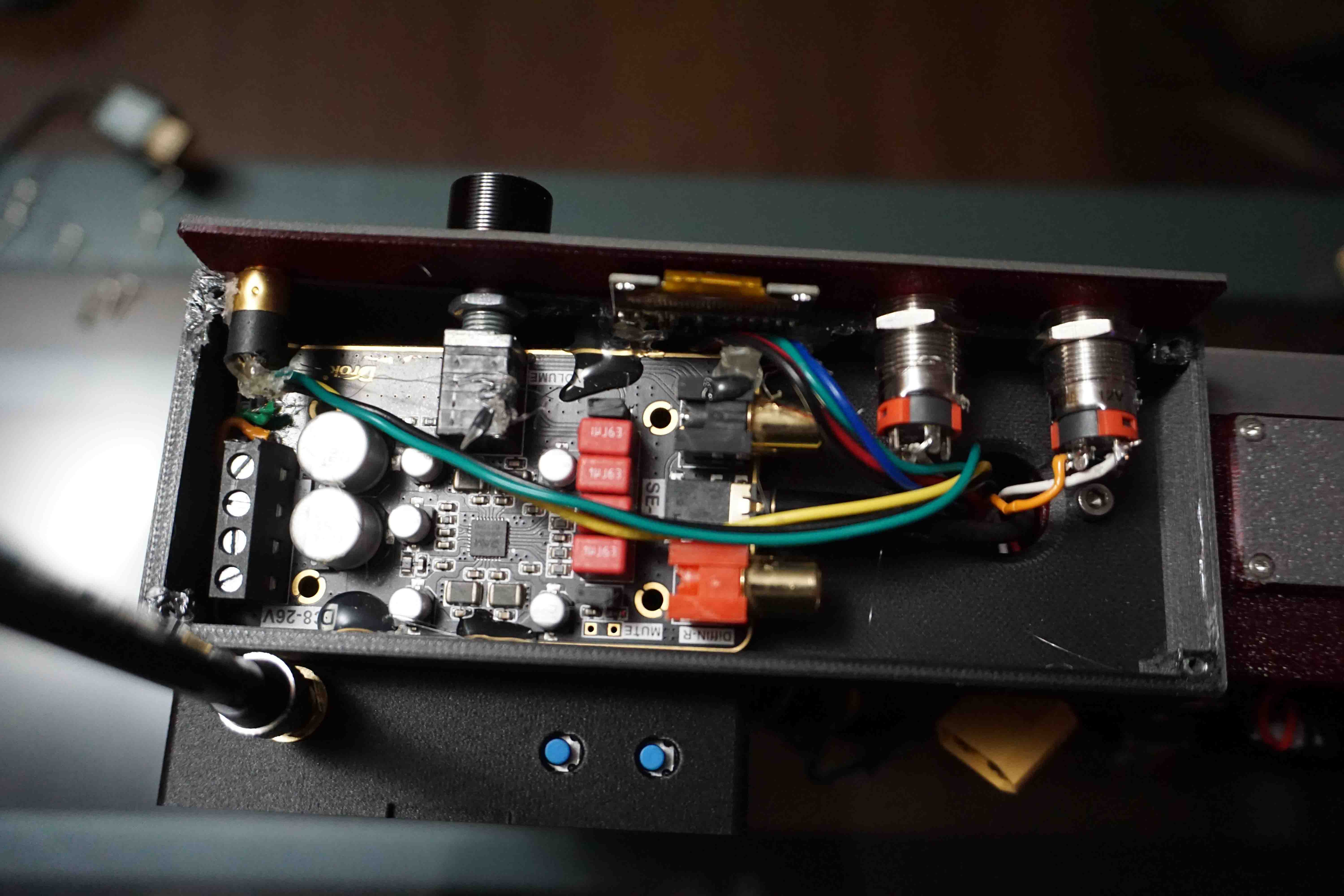 Cyberdeck Red V2 amplifier wiring